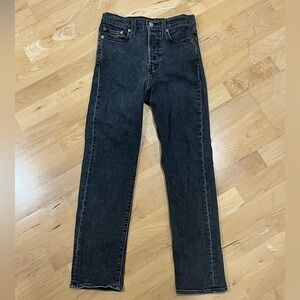 Levi’s Wedgie Straight Jeans